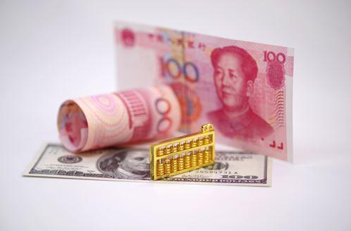美媒：美政府恢复办理外国学生签证